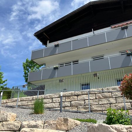 Walli Laterns - Ski Und Bergvergnuegen Direkt Vor Der Haustuer Dış mekan fotoğraf