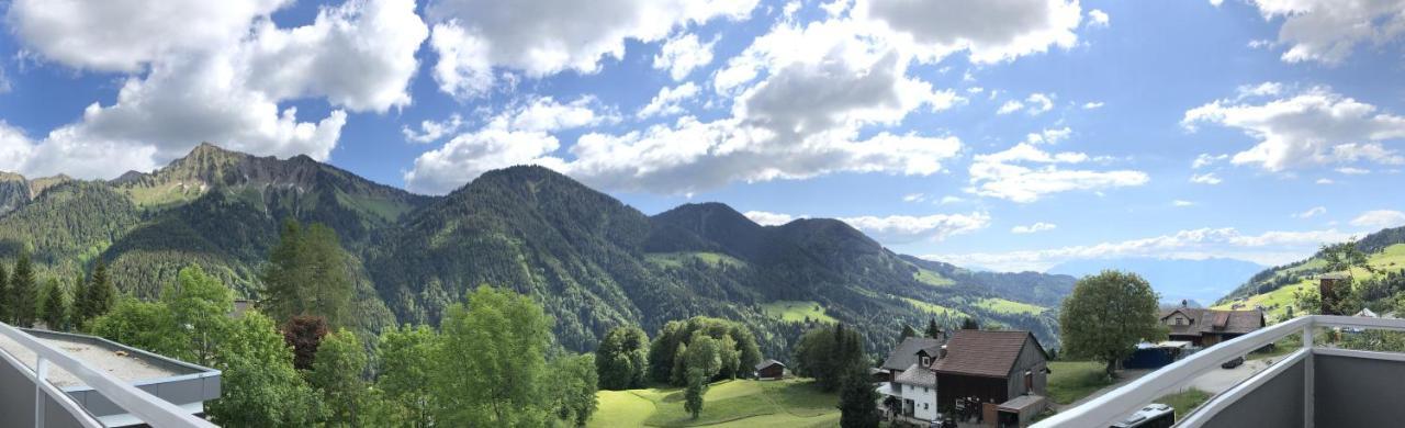 Walli Laterns - Ski Und Bergvergnuegen Direkt Vor Der Haustuer Dış mekan fotoğraf